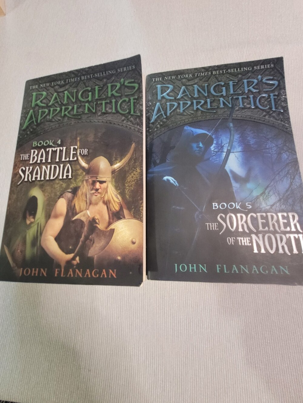 Ranger’s Apprentice Books 4 & 5 John Flanagan Paperback Fantasy Book Bundle